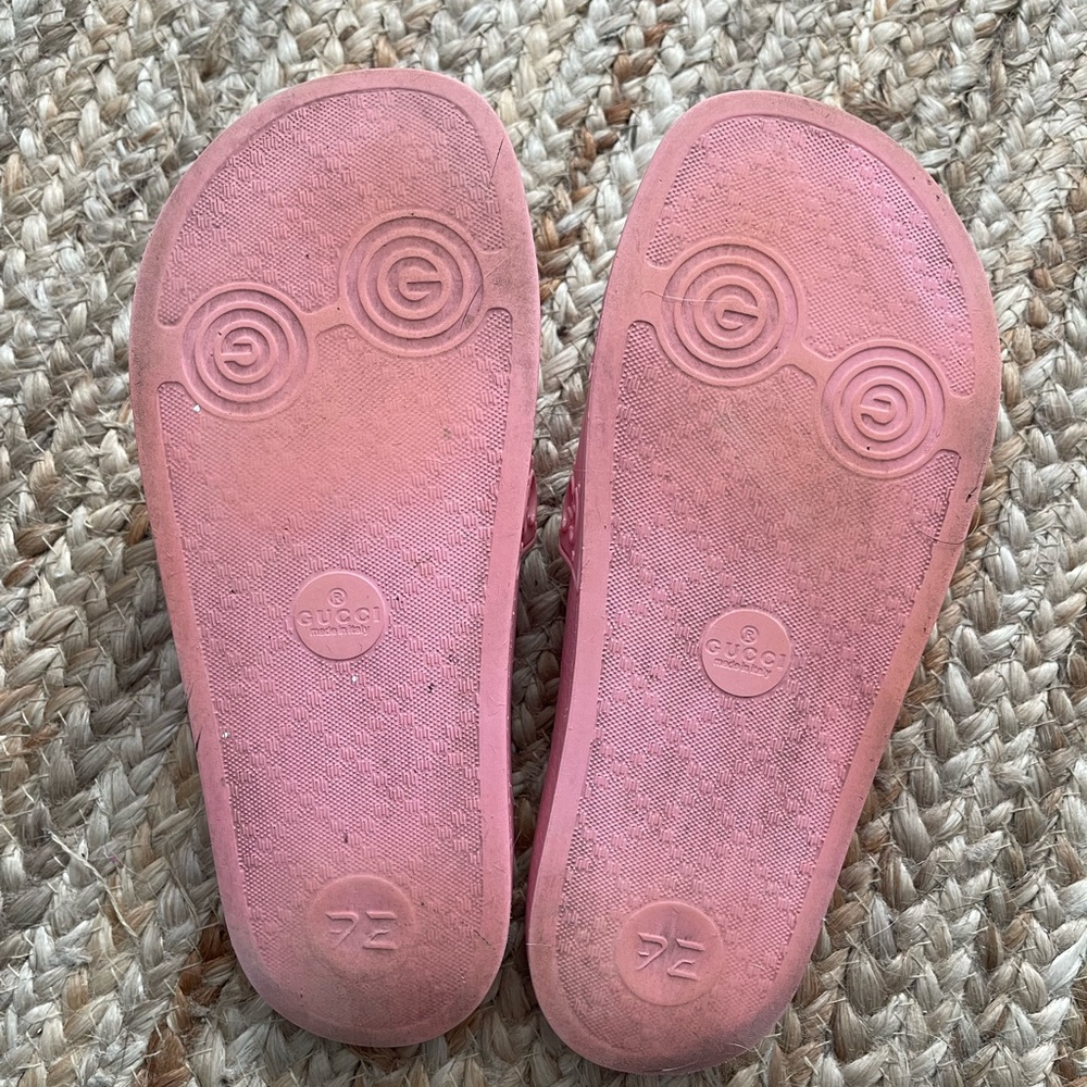 Gucci Pink Embossed Logo Slides - Picture 5 of 6